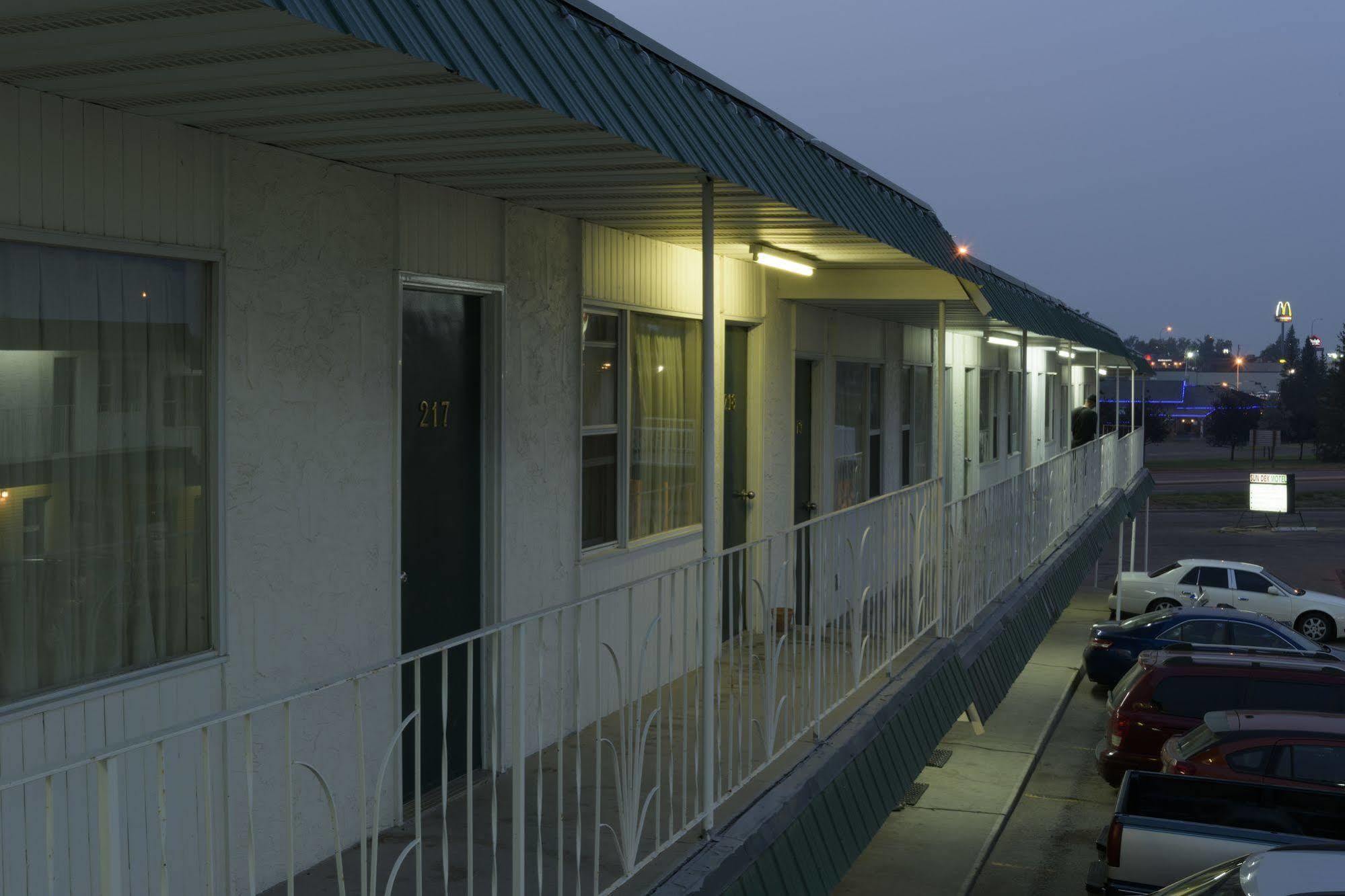 Sun-Dek Motel Medicine Hat Exterior foto